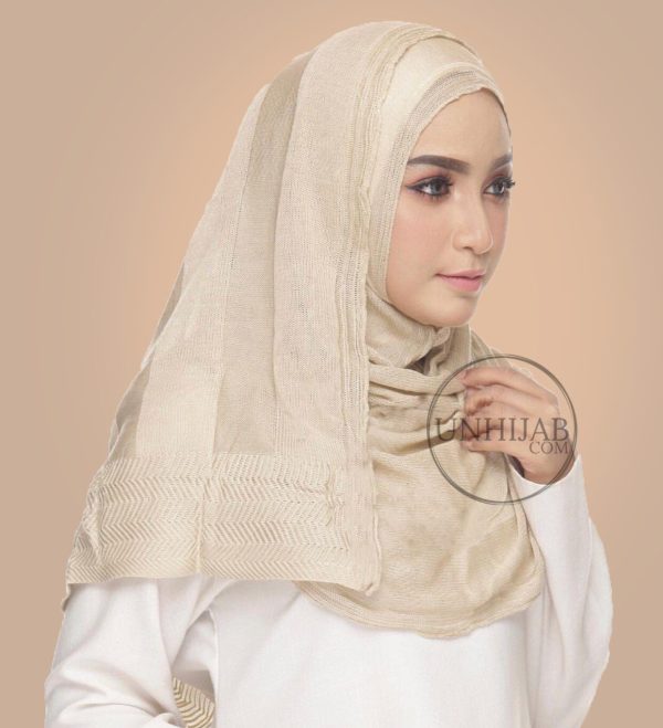 Hijab Collection Dahlia Cream